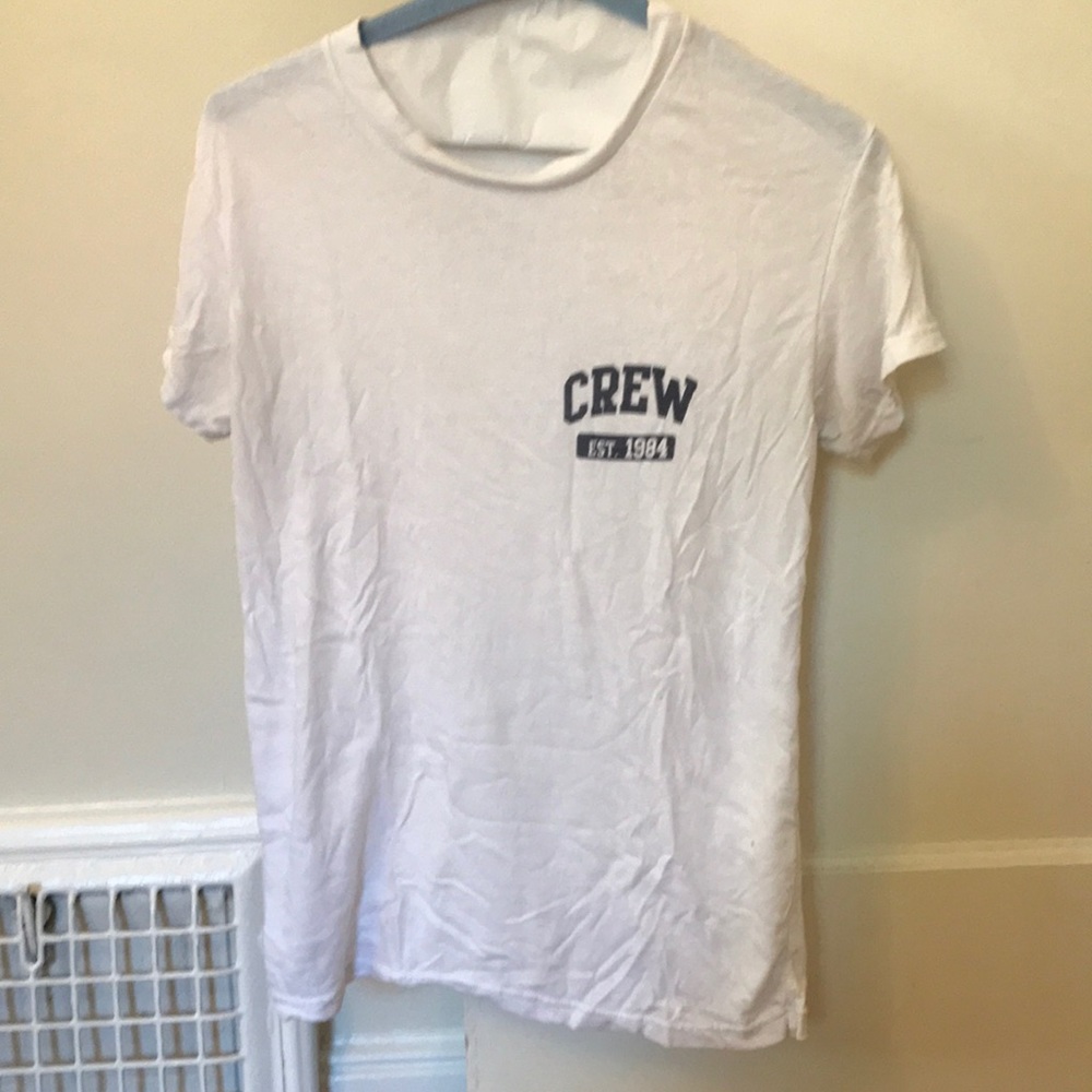 A crew tee.